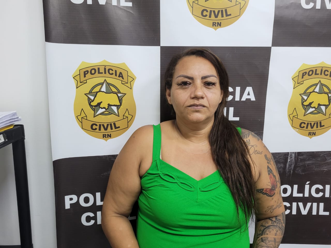 Polícia prende mulher suspeita de chefiar facção criminosa em Natal