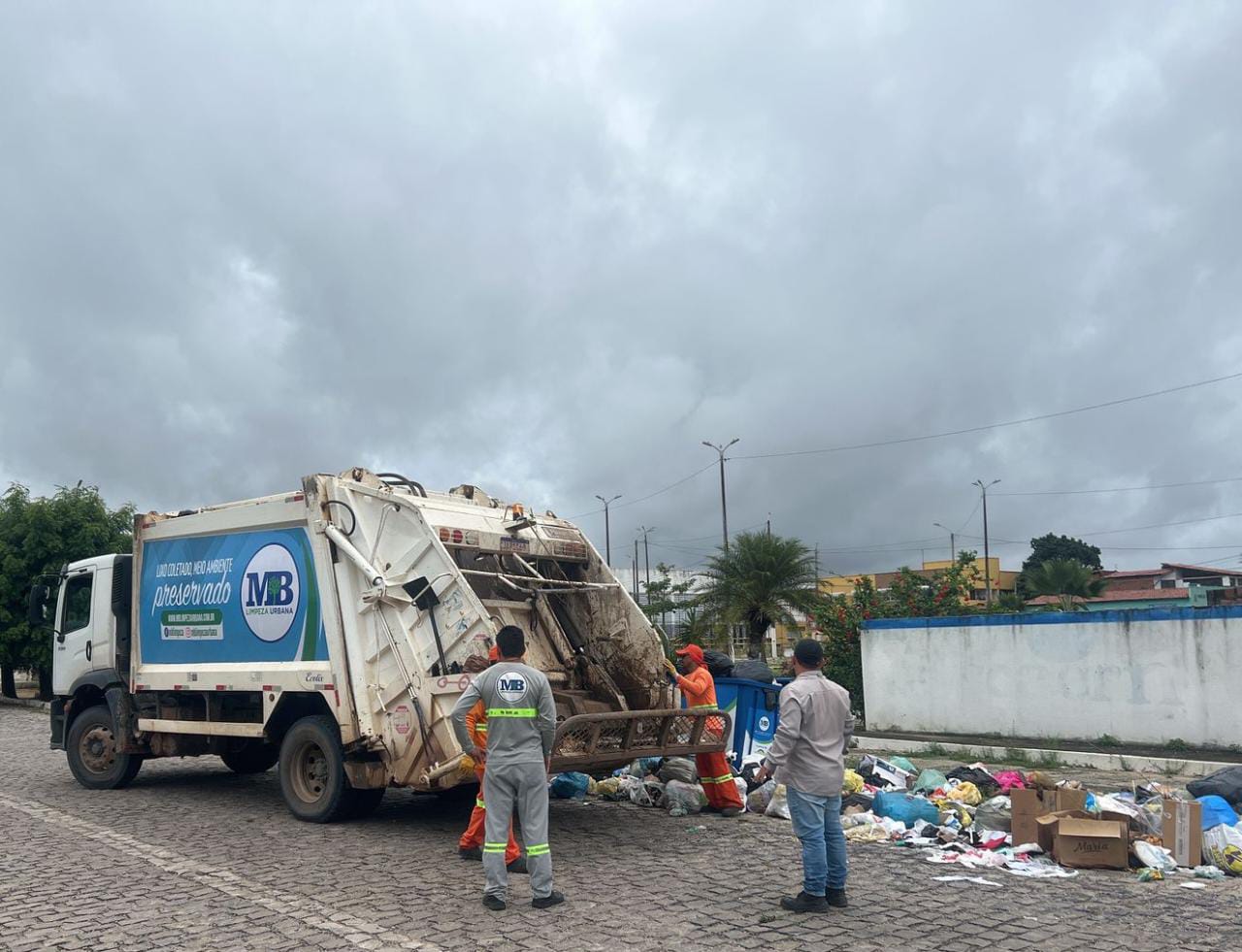 Prefeitura De Parnamirim Realiza Coleta Emergencial De Lixo