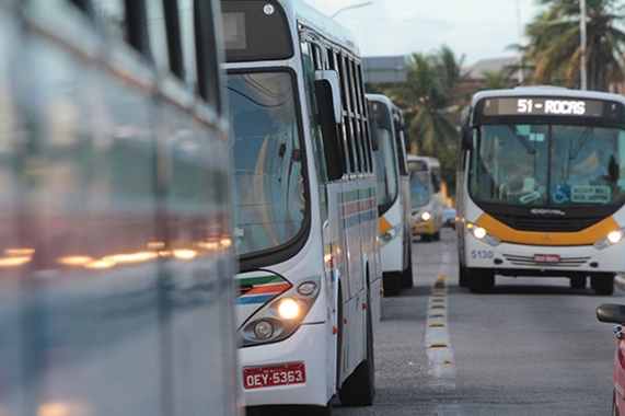 Ônibus da linha 588 voltaram a circular nesta quarta-feira - Foto: Alex Régis/Prefeitura do Natal