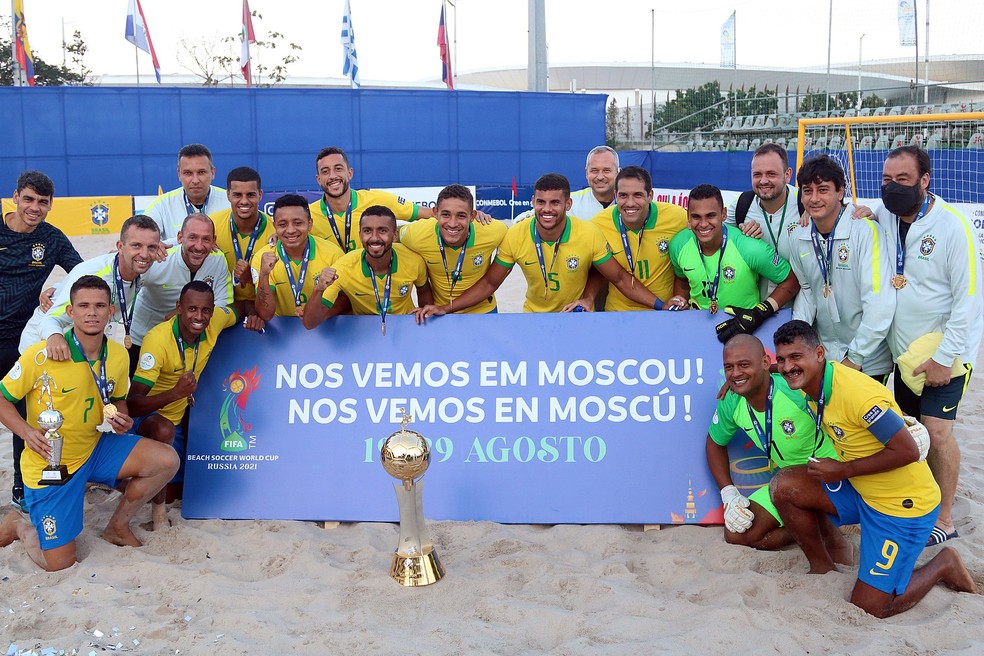 Brasil estreia no Mundial de Beach Soccer hoje; seleção conta com 3  potiguares no time