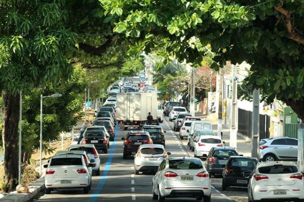 Trânsito na Avenida Afonso Pena