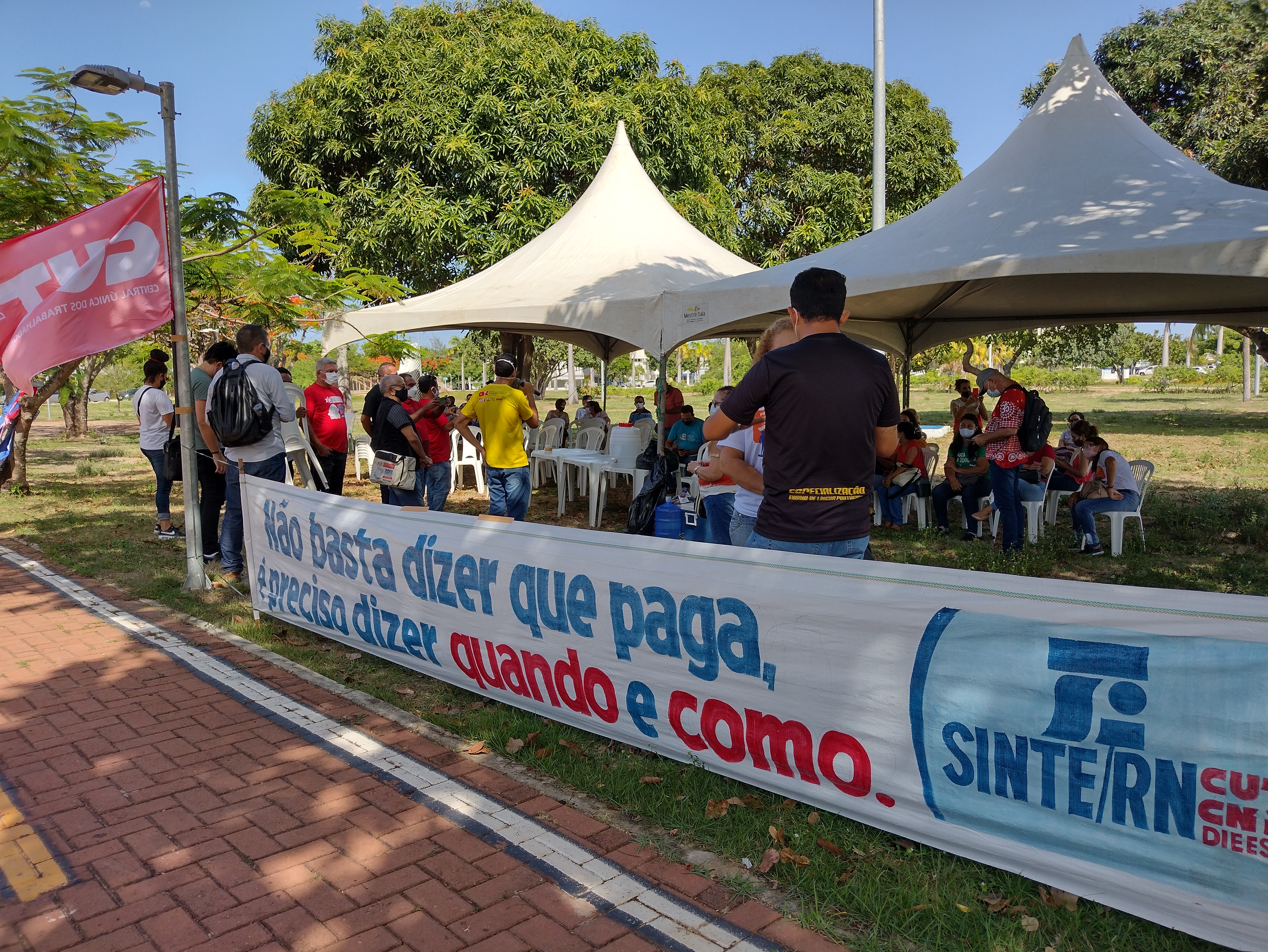 Trabalhadores da educação na Governadoria