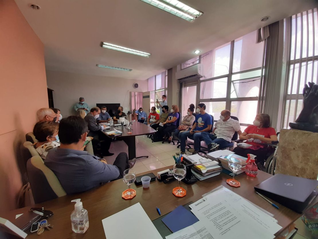 Reunião entre professores e Governo do RN