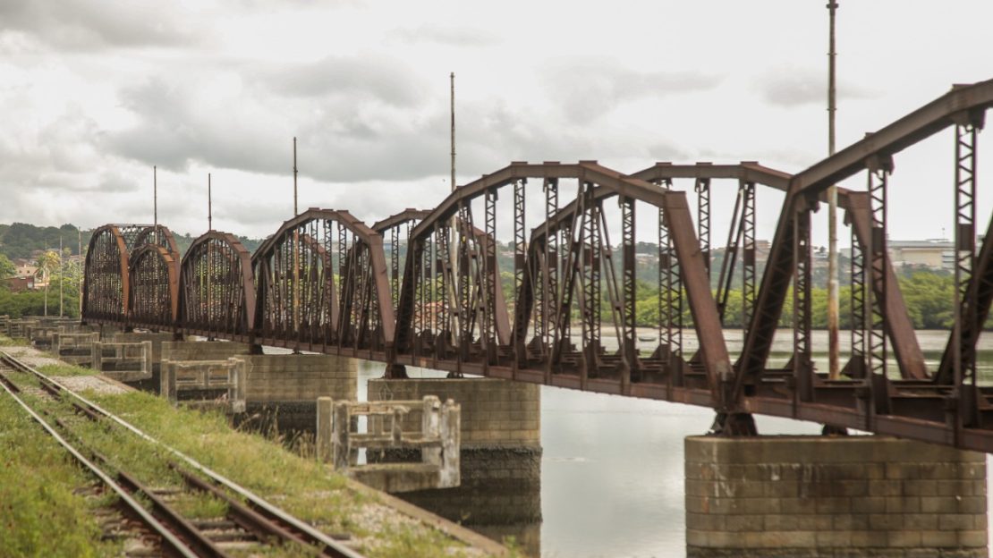 Ponte metálica de Igapó faz 106 anos | NOVO Notícias