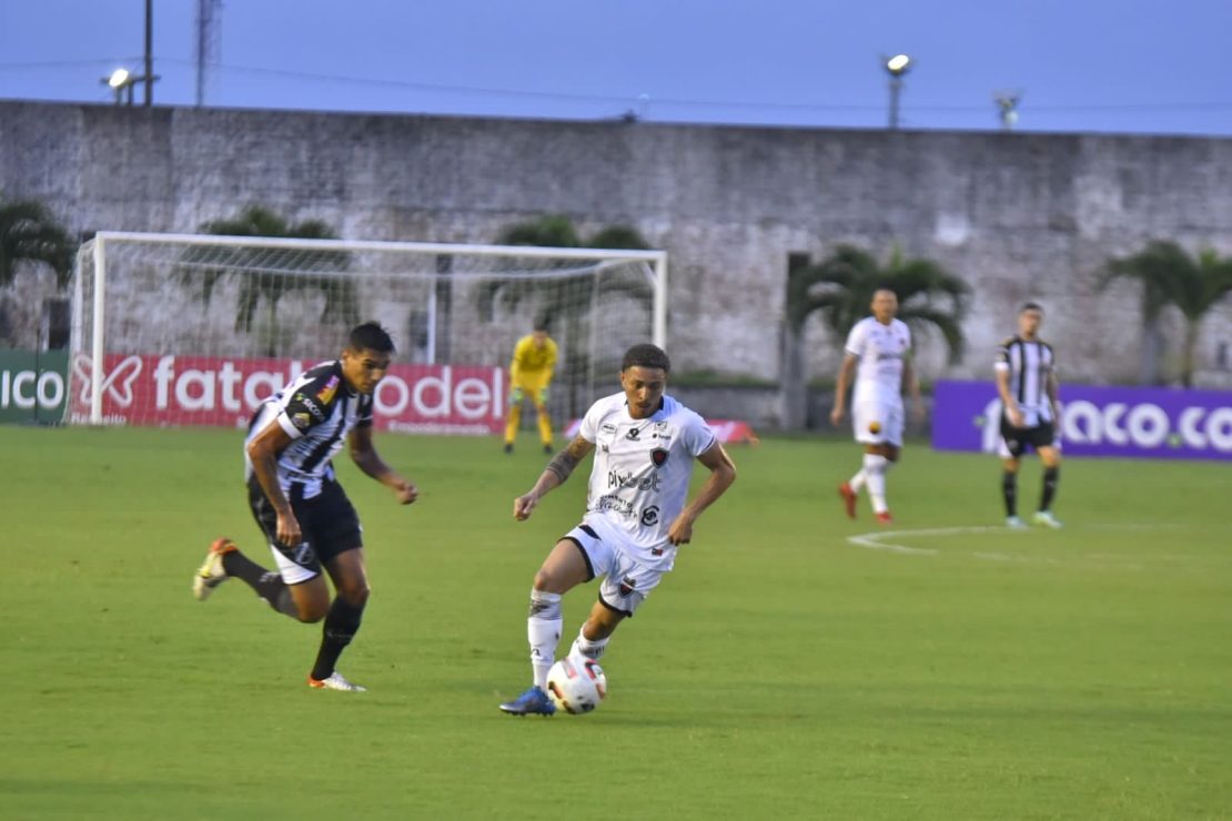 Botafogo/PB e ABC empatam sem gols