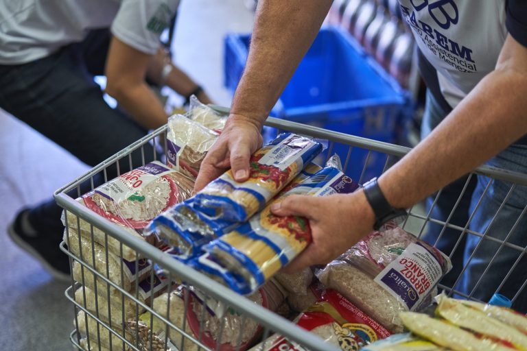 A missão de baratear alimentos foi comunicada pelo presidente Lula aos ministros em reunião nesta segunda-feira - Foto: Divulgação