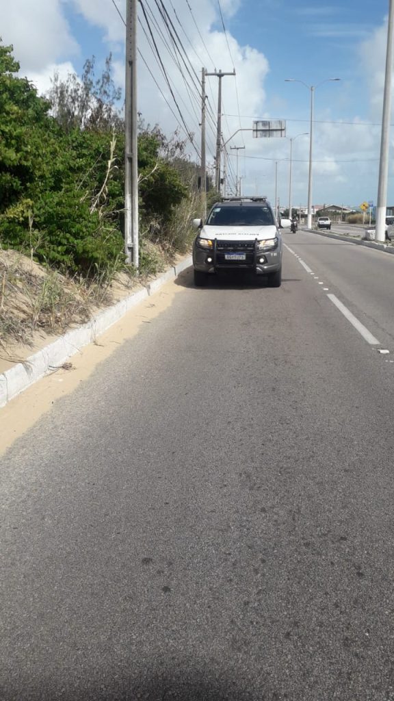 Polícia encontra corpo na Via Costeira