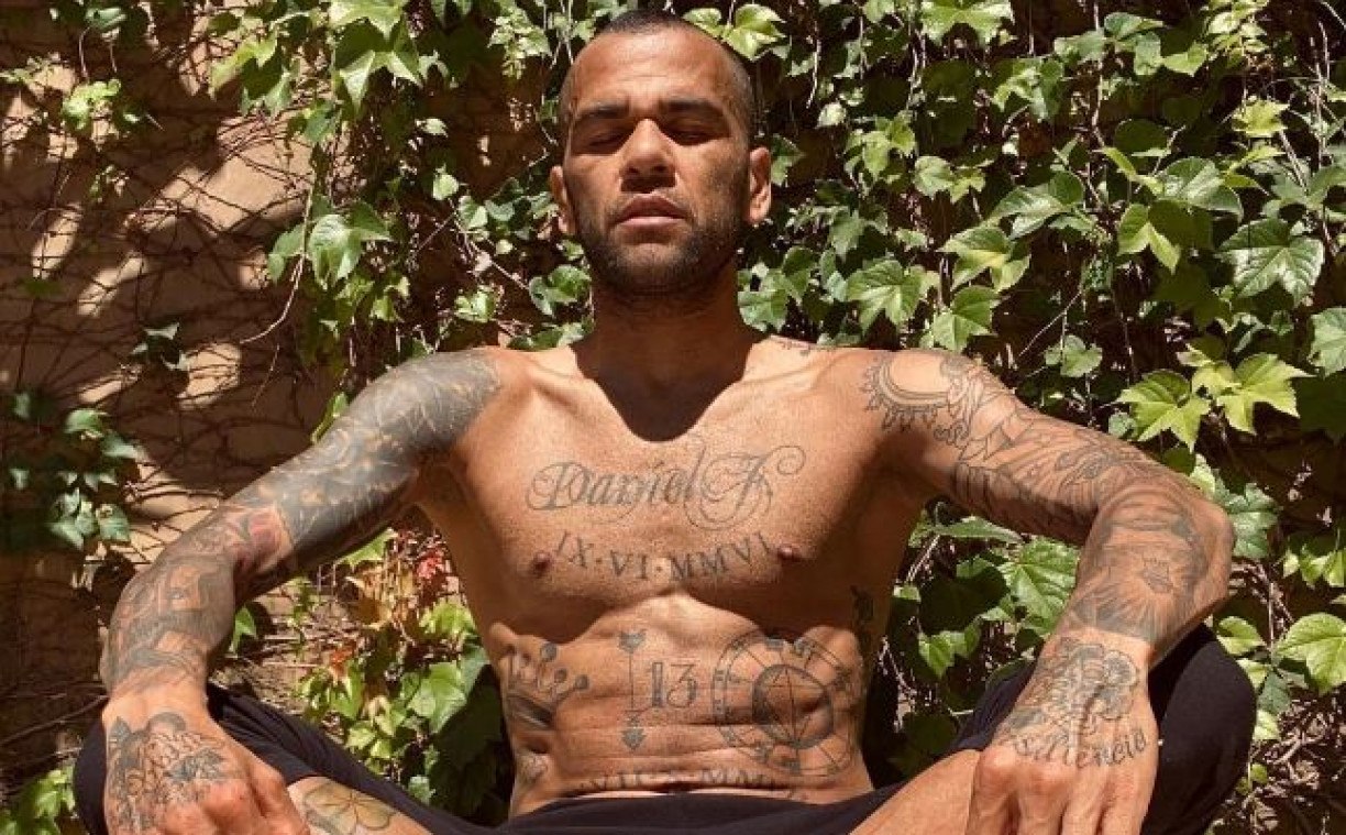 Tatuagem De Daniel Alves Nas Partes íntimas Foi Decisiva Para Prisão Preventiva 2772