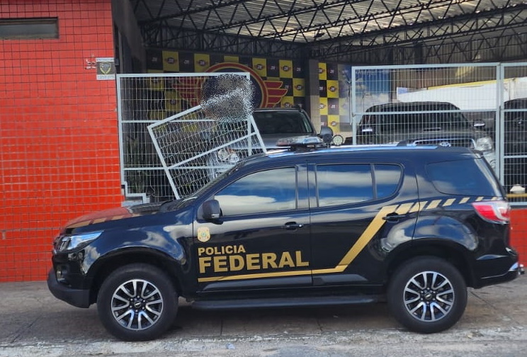 Polícia Federal cumpre mandados