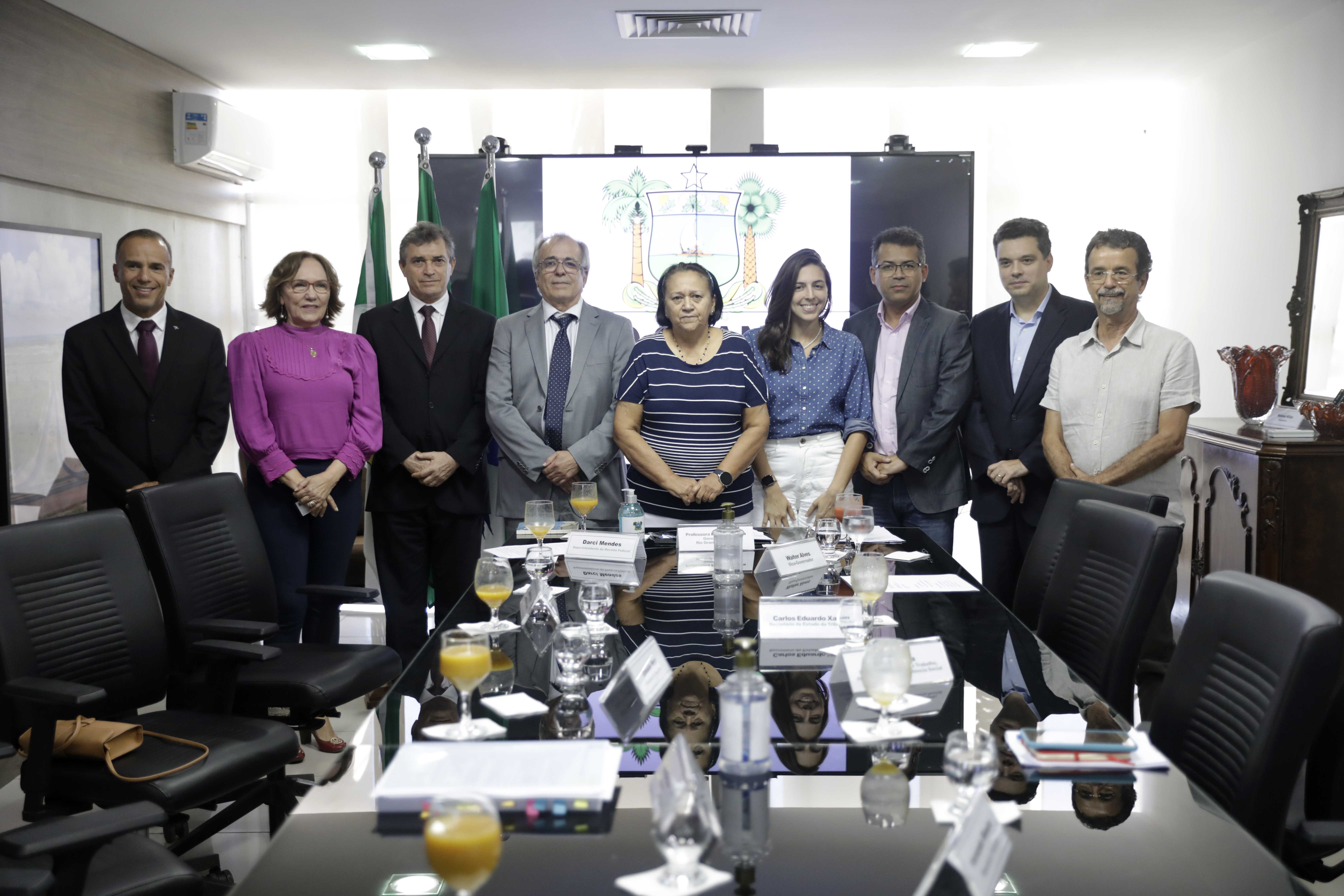 Governadora recebeu o superintendente da Receita Federal