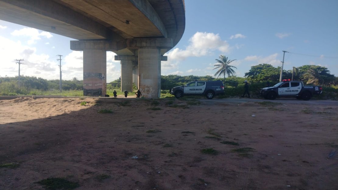 Polícia remove suposta bomba que estava sob a ponte Newton Navarro