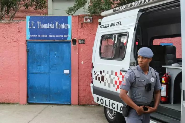 Aluno treinou facada em travesseiro no sótão de casa antes de ataque a escola em SP