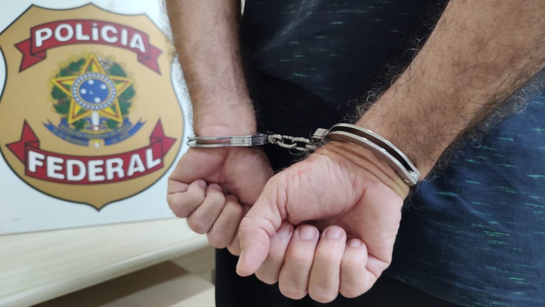 Homem preso, um dos mais procurados do RN, tentou enganar os policiais na hora da prisão. Foto: Divulgação/PF 