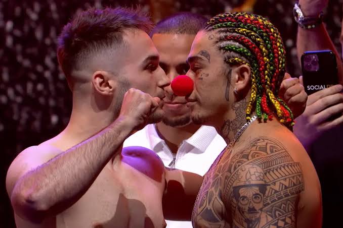 Whindersson Nunes nocauteia rapper e avança em torneio de boxe para celebridades