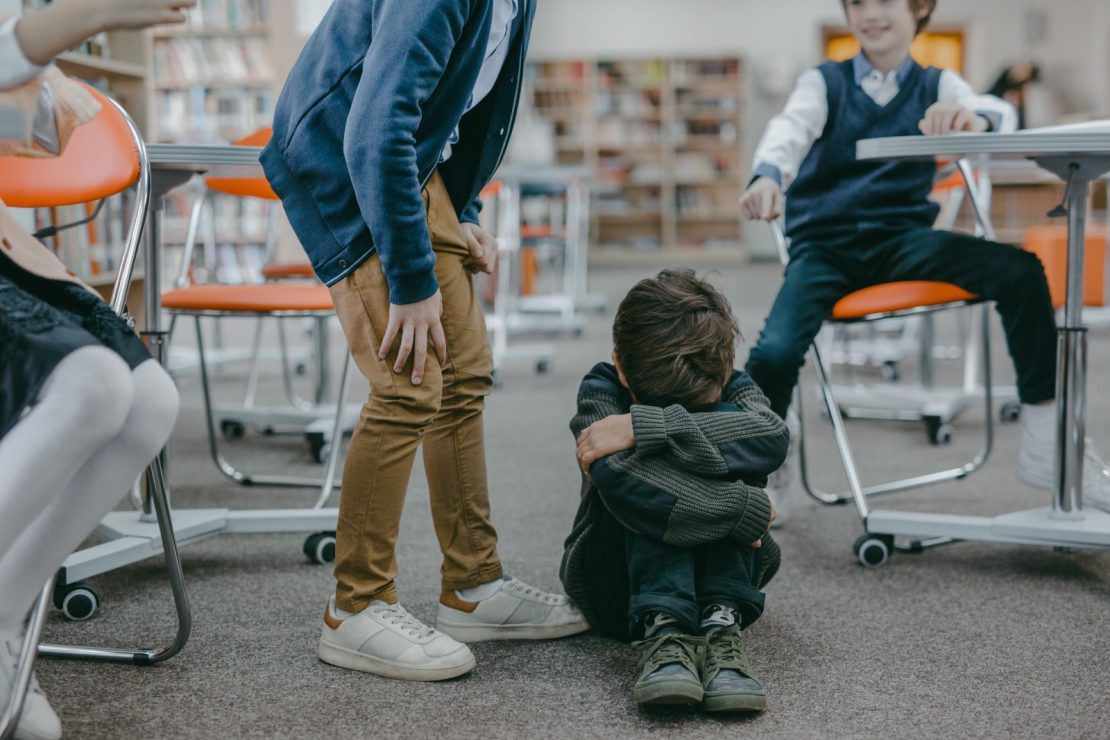 Pedagoga lista 10 livros que podem ajudar no combate ao Bullying; confira