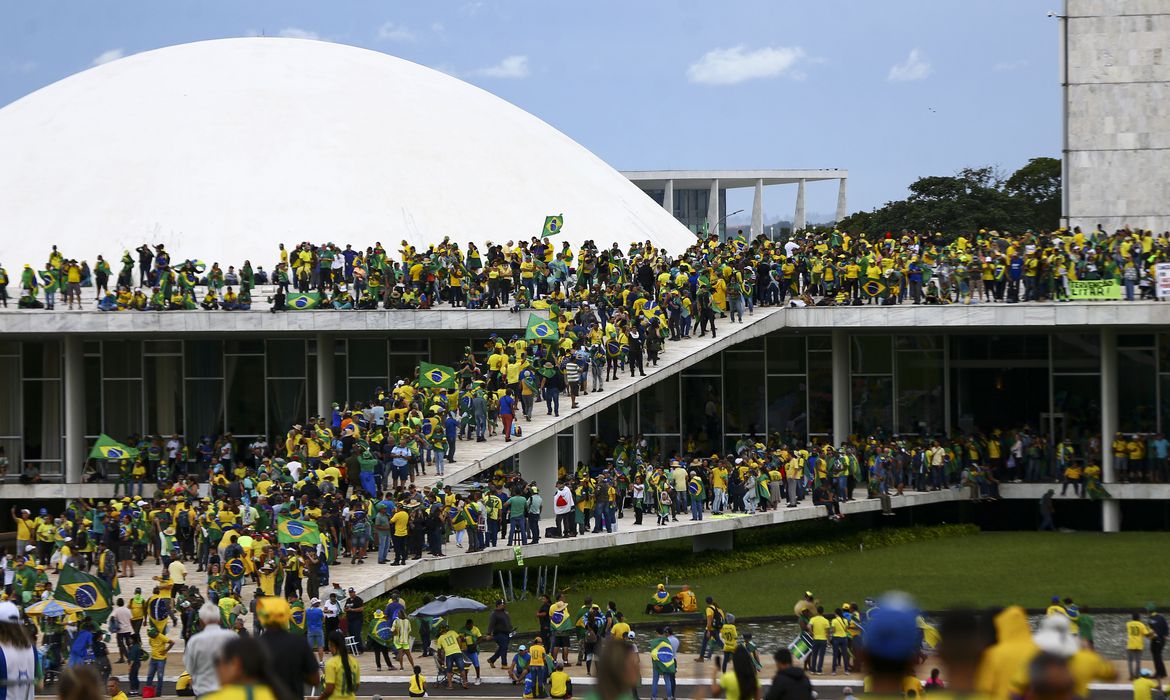 STF réus envolvidos no 8 de janeiro