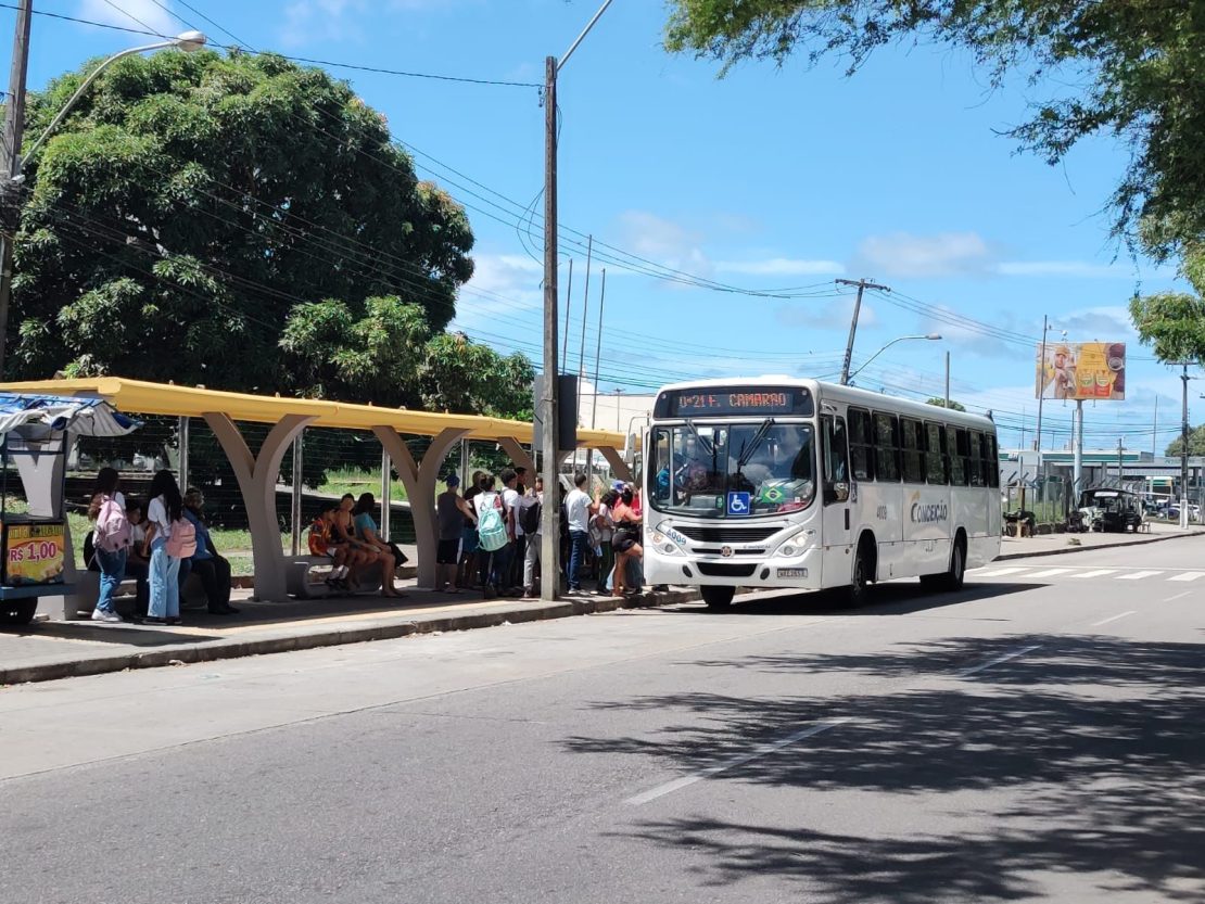 Avenidas da zona Oeste de Natal recebem novos abrigos de passageiros; veja quais