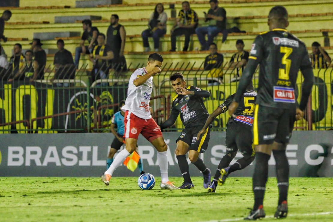 América é goleado pelo Volta Redonda e segue sem vencer na Série C