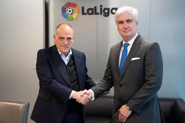 Chefe da LaLiga se reúne com embaixador brasileiro na Espanha e volta a condenar racismo