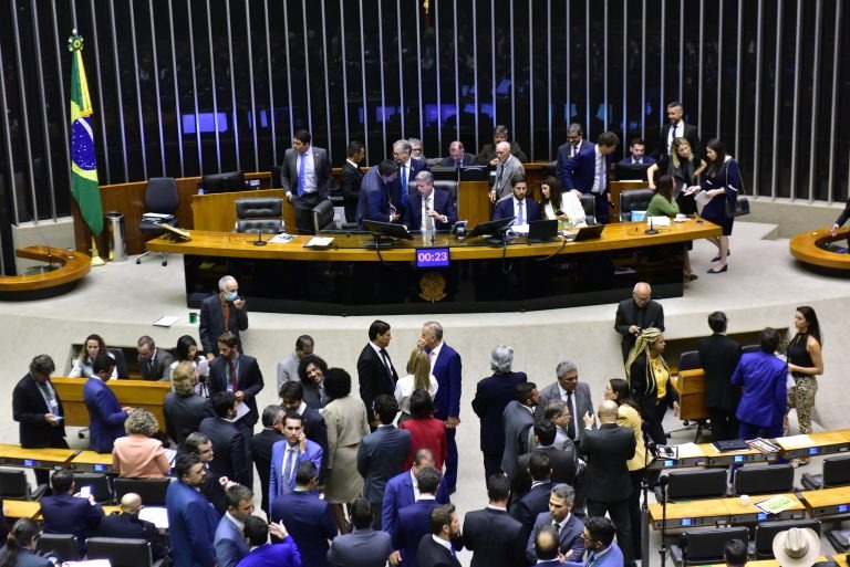 Com a aprovação da urgência, tramitação do novo arcabouço fiscal será mais rápida. Foto: Zeca Ribeiro/Câmara dos Deputados
