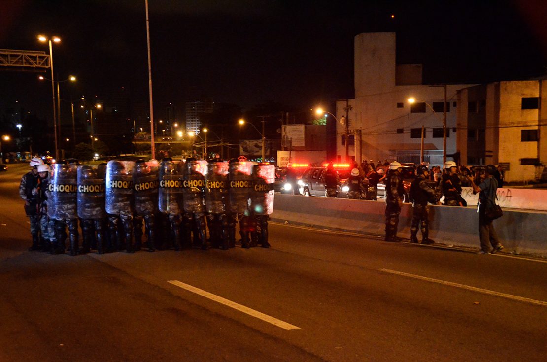 Encerramento do protesto, com dispersão monitorada pela tropa de choque da Polícia Militar e apoio da PRF. Foto: Everton Dantas/NOVO Notícias