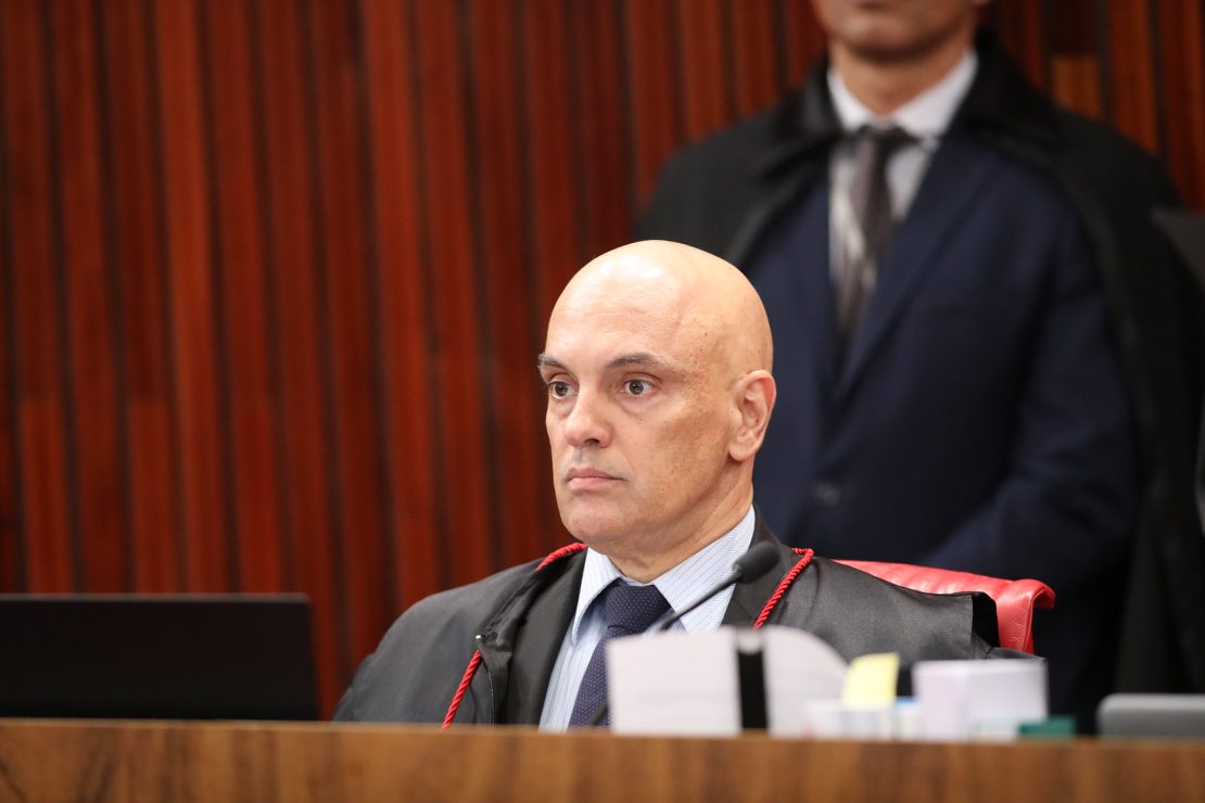 Alexandre de Moraes, presidente do TSE, suspendeu a sessão de julgamento; ele é um dos que ainda devem votar - Foto: Antonio Augusto/Secom/TSE