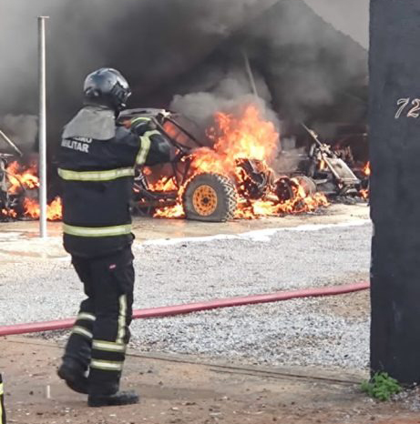 Incêndio atinge garagem com UTVs em Parnamirim. Foto: Reprodução/Redes sociais