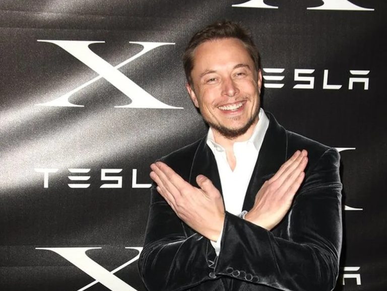 Empresário Elon Musk diz que mudará a logo do Twitter — Foto: Reprodução Redes Social