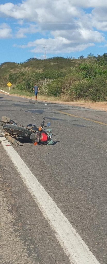 Motociclista morre após colidir com carro na BR-226 no interior do RN