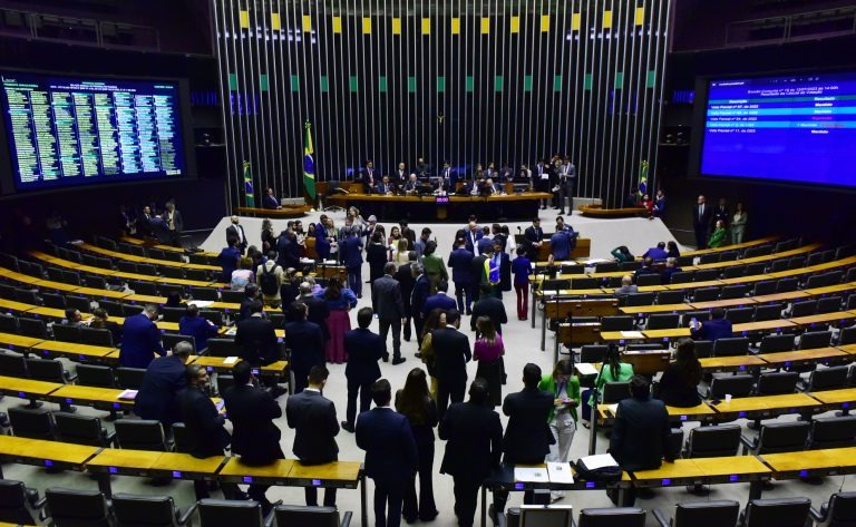 Projeto que prevê recursos para a Lei Aldir Blanc segue agora para sanção. Foto: Zeca Ribeiro/Câmara dos Deputados