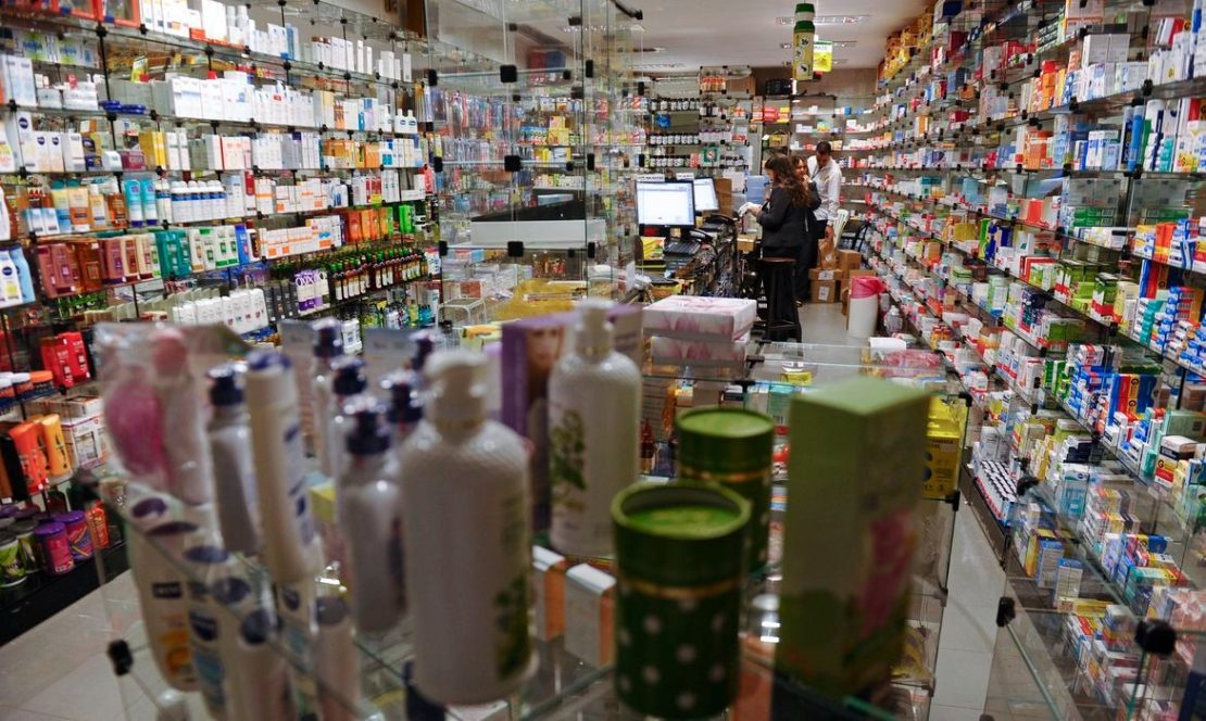 Farmácias agora podem fazer ao menos 47 exames, incluindo de asma, alergia e dengue. Foto: Jefferson Rudy/Agência Brasil