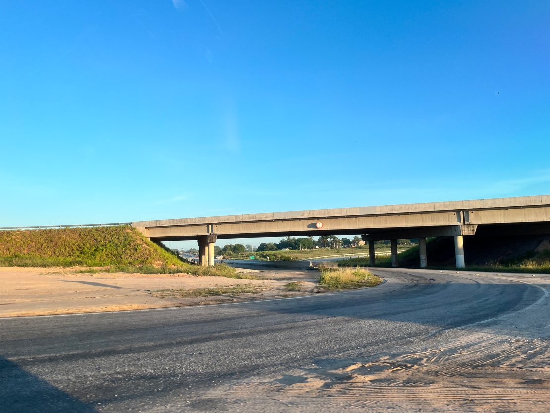 Tráfego na Reta Tabajara terá alteração na altura do viaduto em construção. Foto: Everton Dantas/Novo Notícias