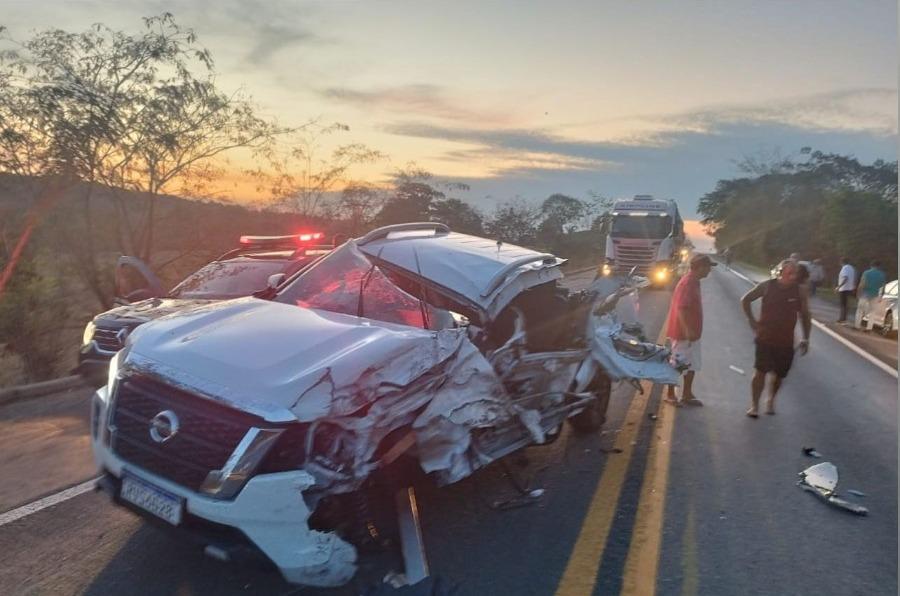 Regis Danese sofre acidente de carro e publica vídeo pedindo oração