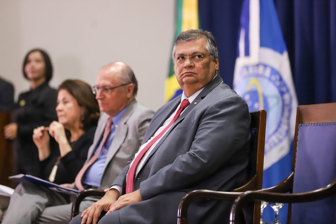 Ministro da Justiça, Flávio Dino, cobrou explicações sobre caso da menina de 3 anos baleada no RJ. Foto: Tom Costa / MJSP