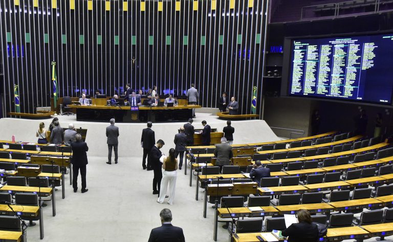 Projeto que regulamenta compensação do ICMS aos estados e beneficia o RN deve ser votado esta semana na C6amara. Foto: Zeca Ribeiro/Câmara dos Deputados