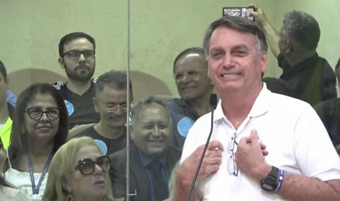 Jair Bolsonaro recebe homenagem na ALRN, em Natal. Foto: Reprodução