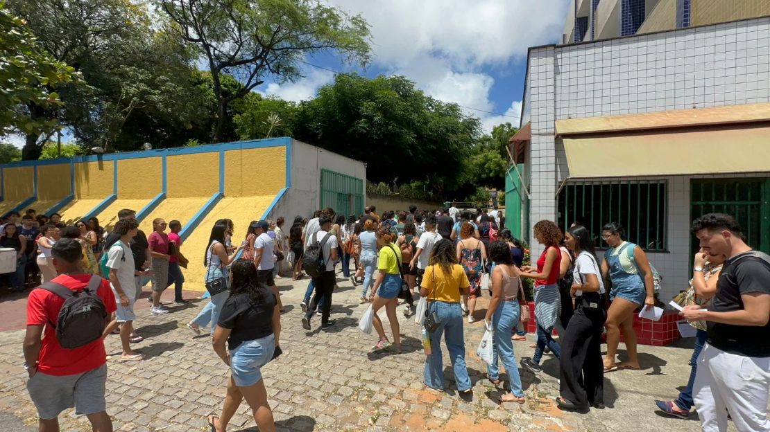 Decisão liminar obriga Natal a oferecer ônibus gratuito a estudantes que farão o Enem no domingo (12). Foto: rafael Araújo/NOVO Notícias