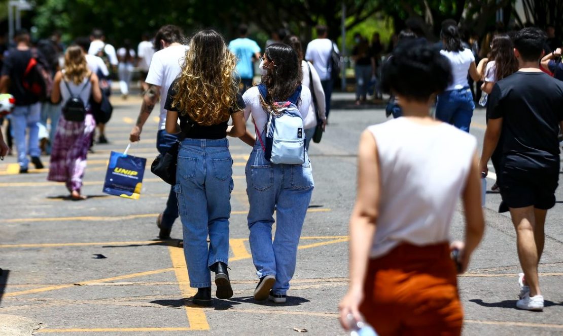 No Brasil, 16 capitais oferecerão transporte gratuito para candidatos que farão o Enem 2023. Foto: marcelo Camargo/Agência Brasil 