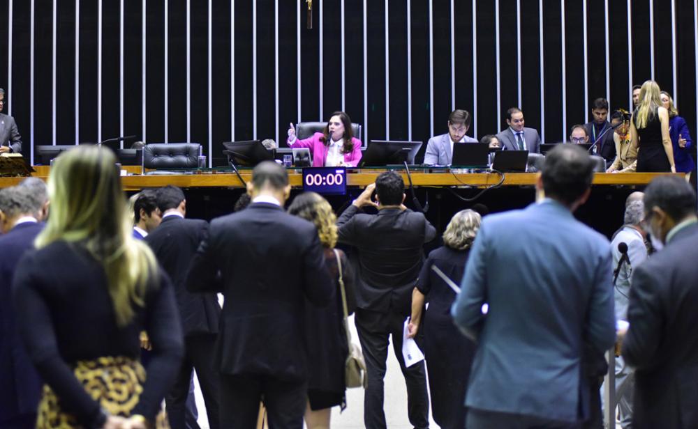 Projeto que pune quem divulgar vídeos íntimos foi aprovado na Câmara dos Deputados. Foto: Zeca Ribeiro/Câmara dos Deputados