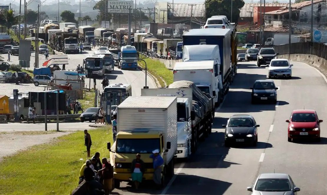 Prorrogação do prazo para exame toxicológico de motoristas foi publicado no Diário Oficial da União. Foto: Thomaz Silva/Agência Brasil