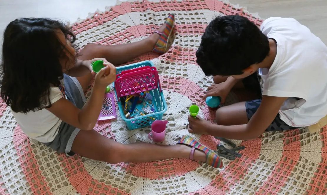 A maioria dos acidentes com crianças é provocada por afogamento, quedas, queimaduras e intoxicação acidental. Foto: Fábio Rodrigues Pozzebom/Agência Brasil