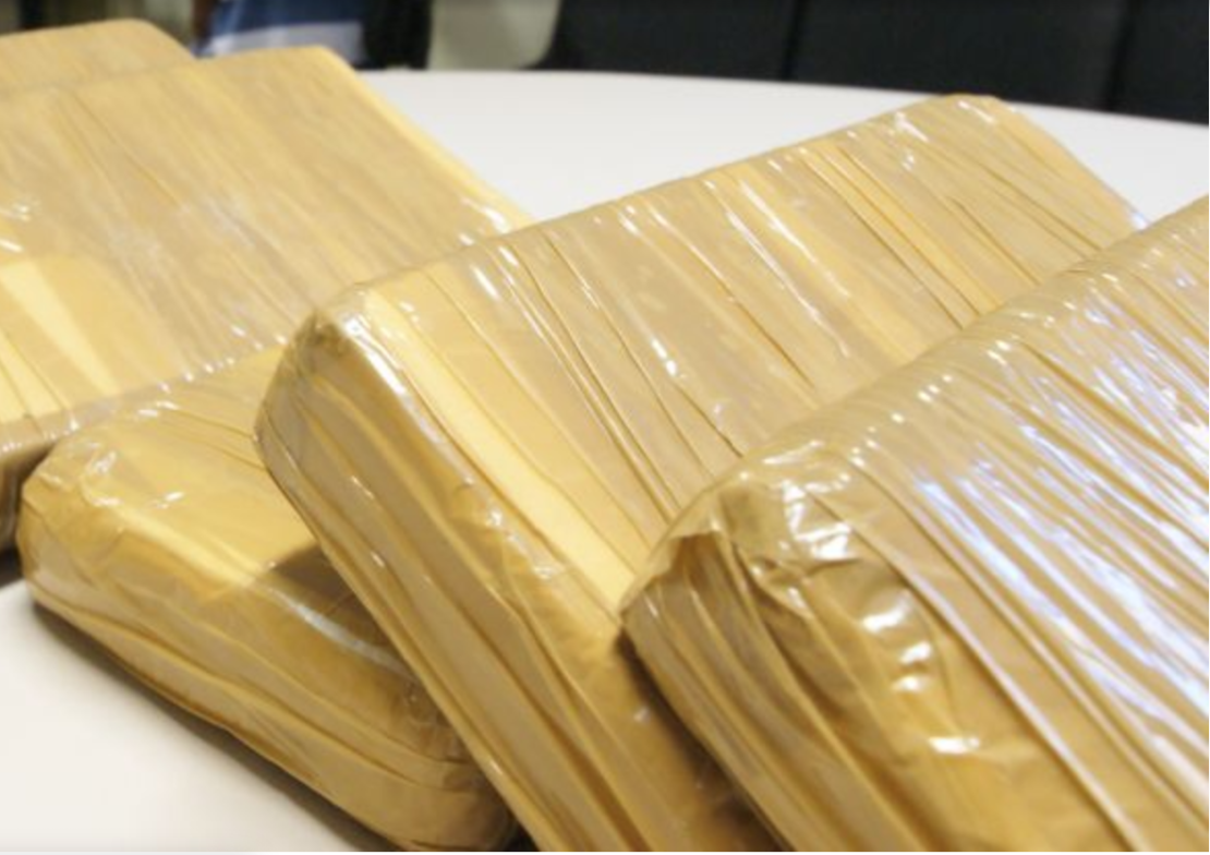 Suspeito de tráfico em Natal foi preso com 6 quilos de cocaína que seriam vendidos no Carnatal. Foto: Reprodução 
