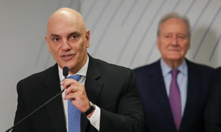 Moraes incluiu Elon Musk no inquérito contras os supostos grupos criminosos que promovem ataques às instituições brasileiras Foto: Antônio Cruz/Agência Brasil