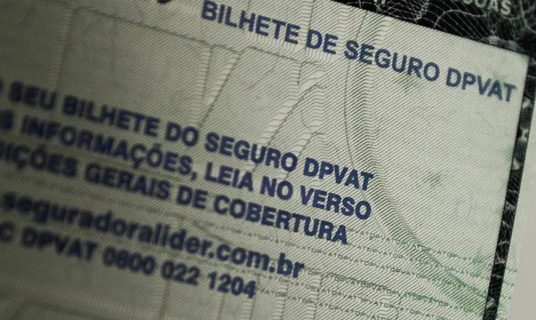 A negociação prevê que R$ 3,6 bilhões da arrecadação do DPVAT serão usados para o pagamento de emendas para deputados (R$2,4 bi) e senadores (1,2 bi). Foto: Marcello Casal Jr./Agência Brasil