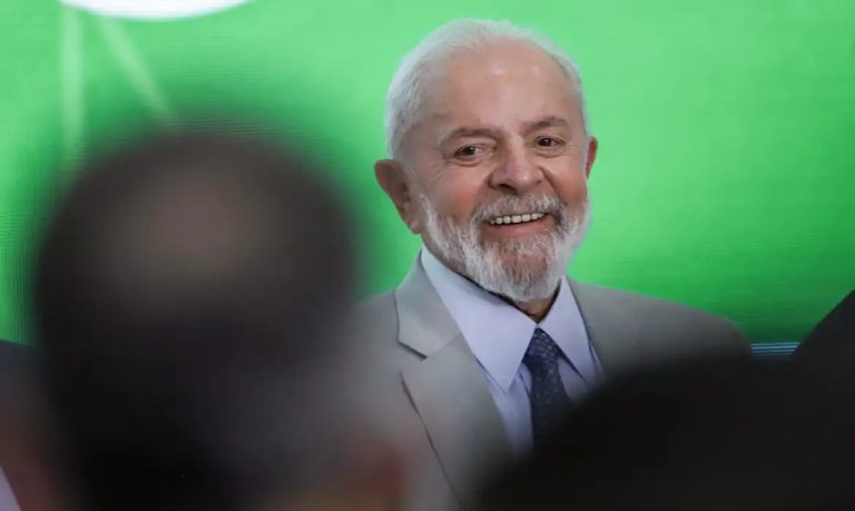 Presidente Lula sinalizou que tendência é vetar taxação de compras até US$ 50. Foto: Joedson Alves/Agência Brasil