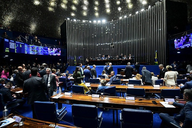 Aprovada no Senado, taxação sobre compras internacionais de até U$ 50 volta à Câmara. Foto: Pedro França/Agência Senado