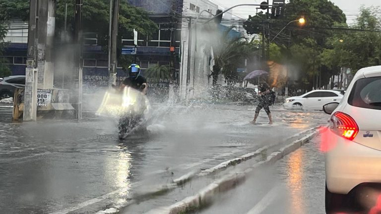 Chuva em Natal - Foto: Everton Dantas/NOVO Notícias