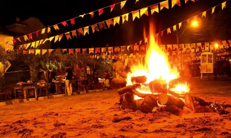 Durante as festas juninas, muitos acidentes são relatados pelo manuseio de fogos de artifício e as típicas fogueiras. Foto: Prefeitura de Baepend/Agência Brasil