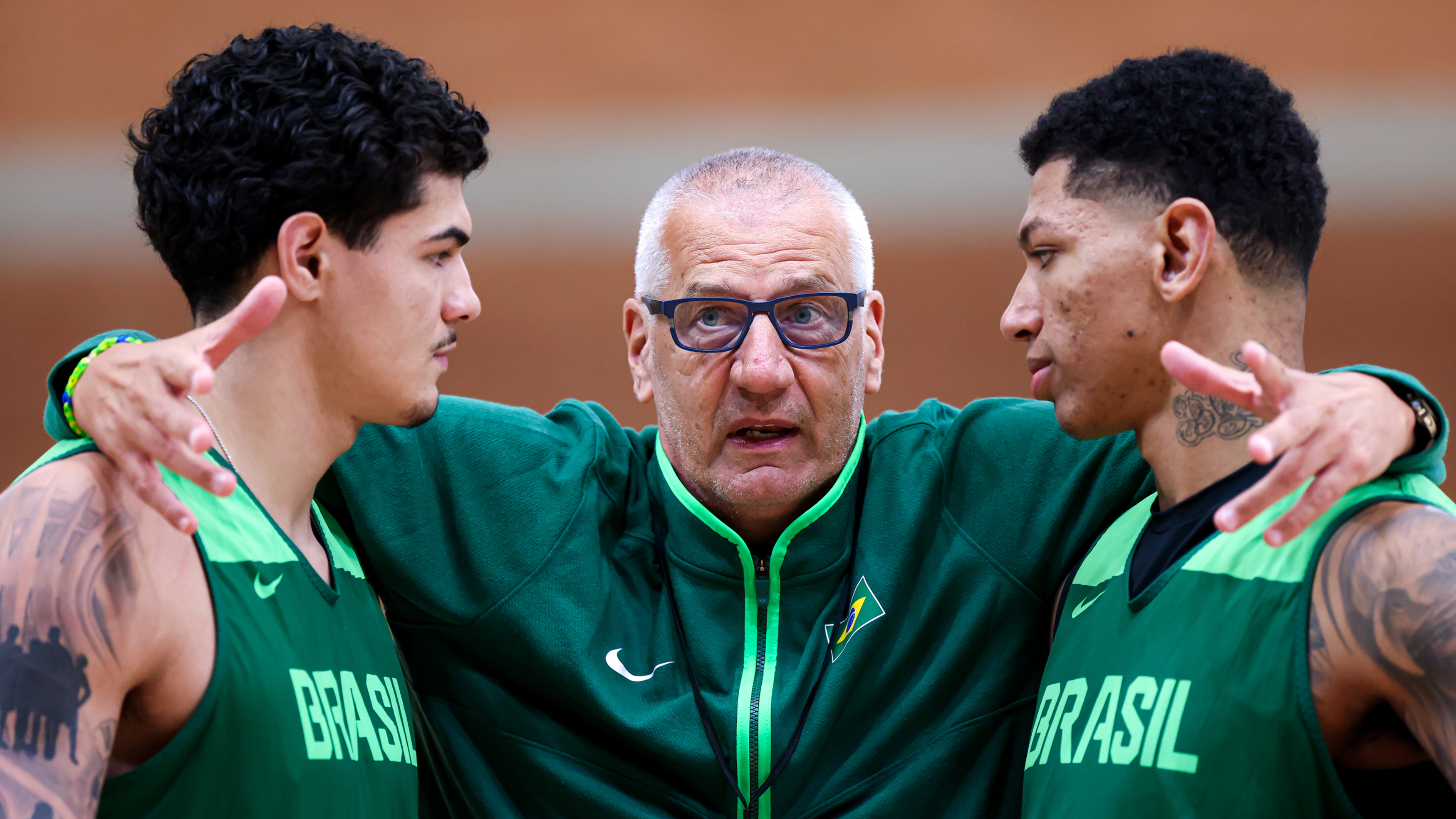 Técnico Aleksandar Petrovic aceitou treinar a Seleção Brasileira de Basquete por amizade. Foto: Wander Roberto/COB