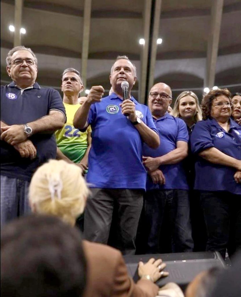 Álvaro Dias e Rogério Marinho lado a lado na convenção de Paulinho Freire. Foto: Divulgação